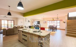4 Bedroom House For Sale in Mile 4 Extension 1, Swakopmund