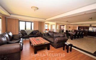 4 Bedroom House To Rent in Vogelstrand, Swakopmund