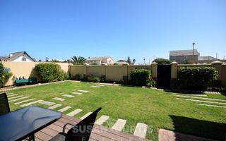 4 Bedroom House To Rent in Vogelstrand, Swakopmund