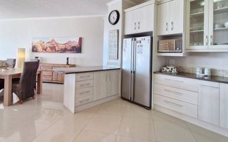 3 Bedroom House For Sale in Long Beach