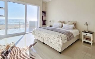 3 Bedroom House For Sale in Long Beach