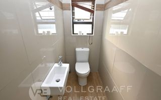 4 Bedroom House For Sale in Mile 4 Extension 1, Swakopmund
