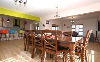 4 Bedroom House For Sale in Mile 4 Extension 1, Swakopmund