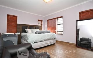 4 Bedroom House For Sale in Mile 4 Extension 1, Swakopmund