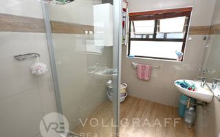 4 Bedroom House For Sale in Mile 4 Extension 1, Swakopmund