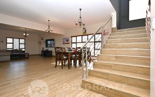 4 Bedroom House For Sale in Mile 4 Extension 1, Swakopmund
