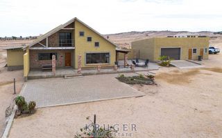 2 Bedroom Small Holding / Plot For Sale in Swakopmund River...