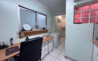 Office / Retail / Mixed Use For Sale in Windhoek West, Windh...
