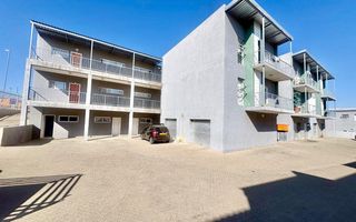 2 Bedroom Apartment For Sale in Rocky Crest, Windhoek