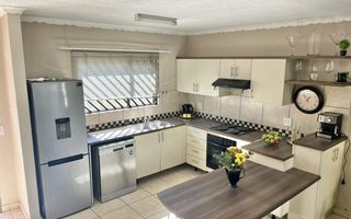 2 Bedroom House For Sale in Rocky Crest, Windhoek