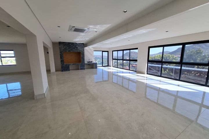 4 Bedroom House For Sale in Ludwigsdorf, Windhoek