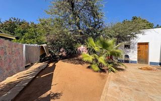 4 Bedroom House For Sale in Otjiwarongo