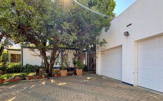 4 Bedroom House For Sale in Otjiwarongo