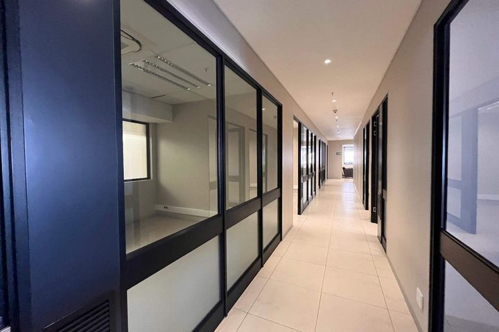 Office / Retail / Mixed Use For Sale in Lafrenz Industrial, Windhoek