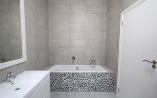 3 Bedroom House To Rent in Long Beach