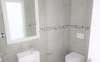3 Bedroom House To Rent in Long Beach