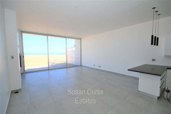3 Bedroom House To Rent in Long Beach