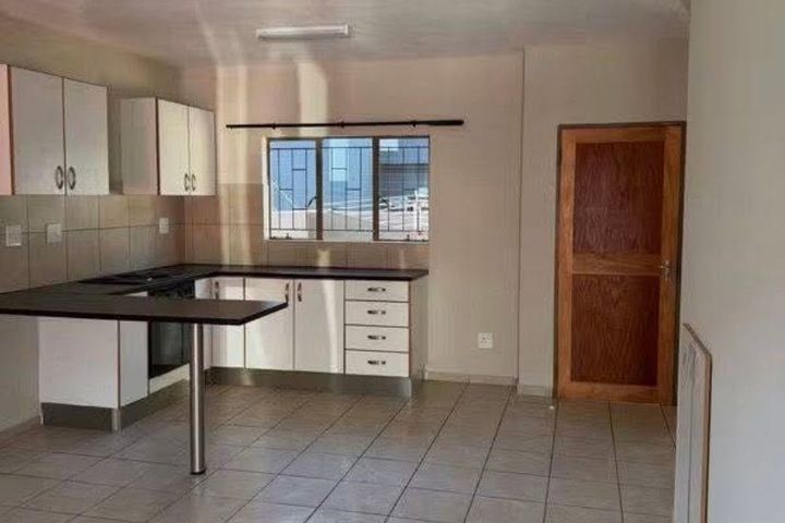 2 Bedroom House For Sale in Khomasdal , Windhoek