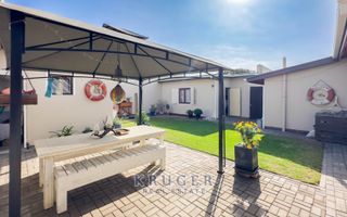 4 Bedroom House For Sale in Vineta, Swakopmund