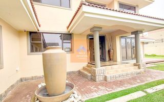 4 Bedroom House For Sale in Vogelstrand, Swakopmund
