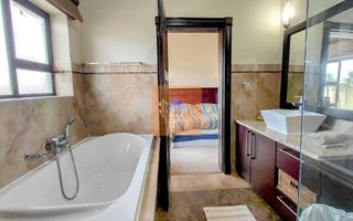 4 Bedroom House For Sale in Vogelstrand, Swakopmund