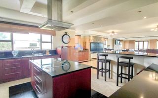 4 Bedroom House For Sale in Vogelstrand, Swakopmund