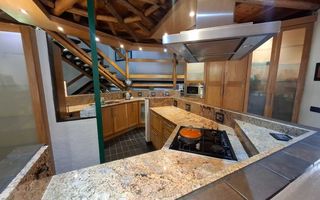 4 Bedroom House For Sale in Klein Windhoek, Windhoek