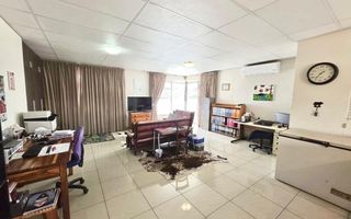 2 Bedroom Apartment For Sale in Eros, Windhoek