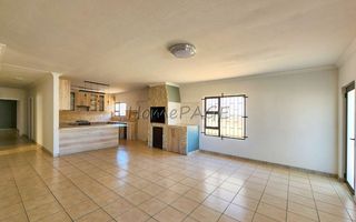 3 Bedroom House For Sale in Henties Bay Central, Henties Bay