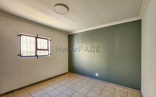 3 Bedroom House For Sale in Henties Bay Central, Henties Bay