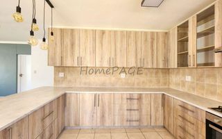 3 Bedroom House For Sale in Henties Bay Central, Henties Bay