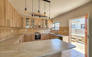 3 Bedroom House For Sale in Henties Bay Central, Henties Bay