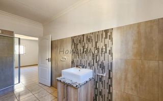 3 Bedroom House For Sale in Henties Bay Central, Henties Bay