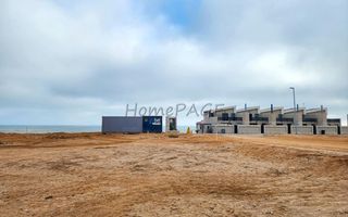 House For Sale in Henties Bay Central, Henties Bay