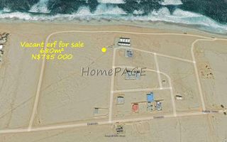 House For Sale in Henties Bay Central, Henties Bay