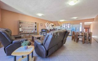 4 Bedroom House For Sale in Long Beach