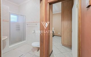 4 Bedroom House For Sale in Long Beach