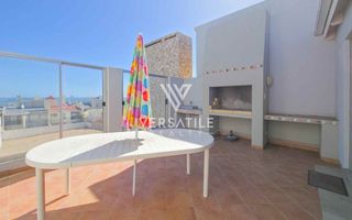 4 Bedroom House For Sale in Long Beach