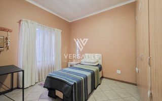 4 Bedroom House For Sale in Long Beach