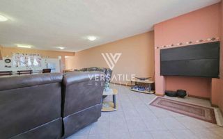 4 Bedroom House For Sale in Long Beach