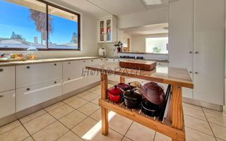 5 Bedroom House For Sale in Meersig