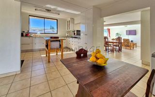 5 Bedroom House For Sale in Meersig