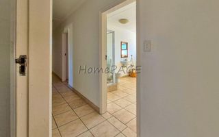 5 Bedroom House For Sale in Meersig