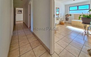 5 Bedroom House For Sale in Meersig