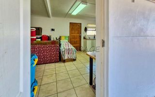 5 Bedroom House For Sale in Meersig