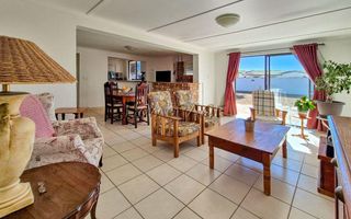 5 Bedroom House For Sale in Meersig