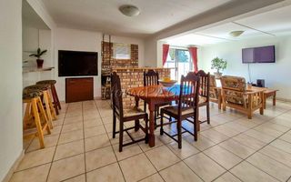 5 Bedroom House For Sale in Meersig