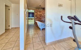 5 Bedroom House For Sale in Meersig