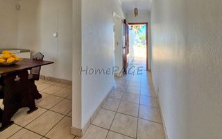 5 Bedroom House For Sale in Meersig