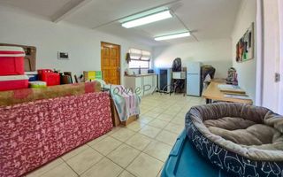 5 Bedroom House For Sale in Meersig